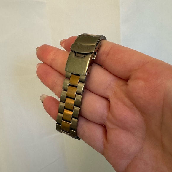 MVMT Nova Women’s Watch - Picture 2 of 6